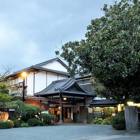 Hitoyoshi Ryokan Eksteriør billede