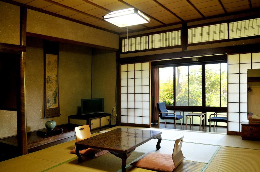Hitoyoshi Ryokan Værelse billede