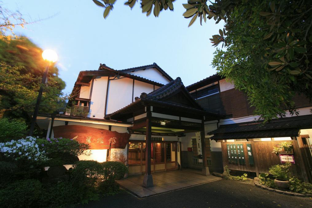 Hitoyoshi Ryokan Eksteriør billede