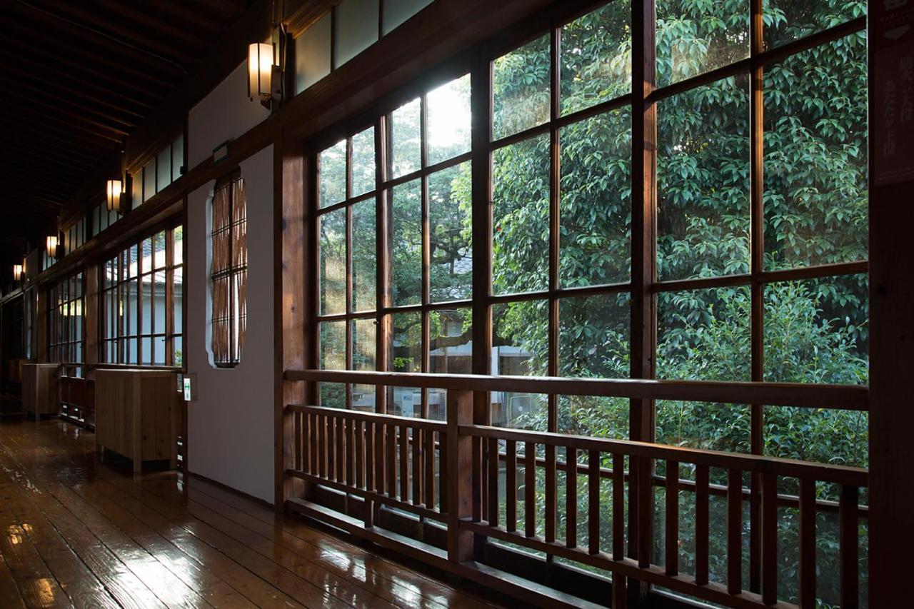 Hitoyoshi Ryokan Eksteriør billede