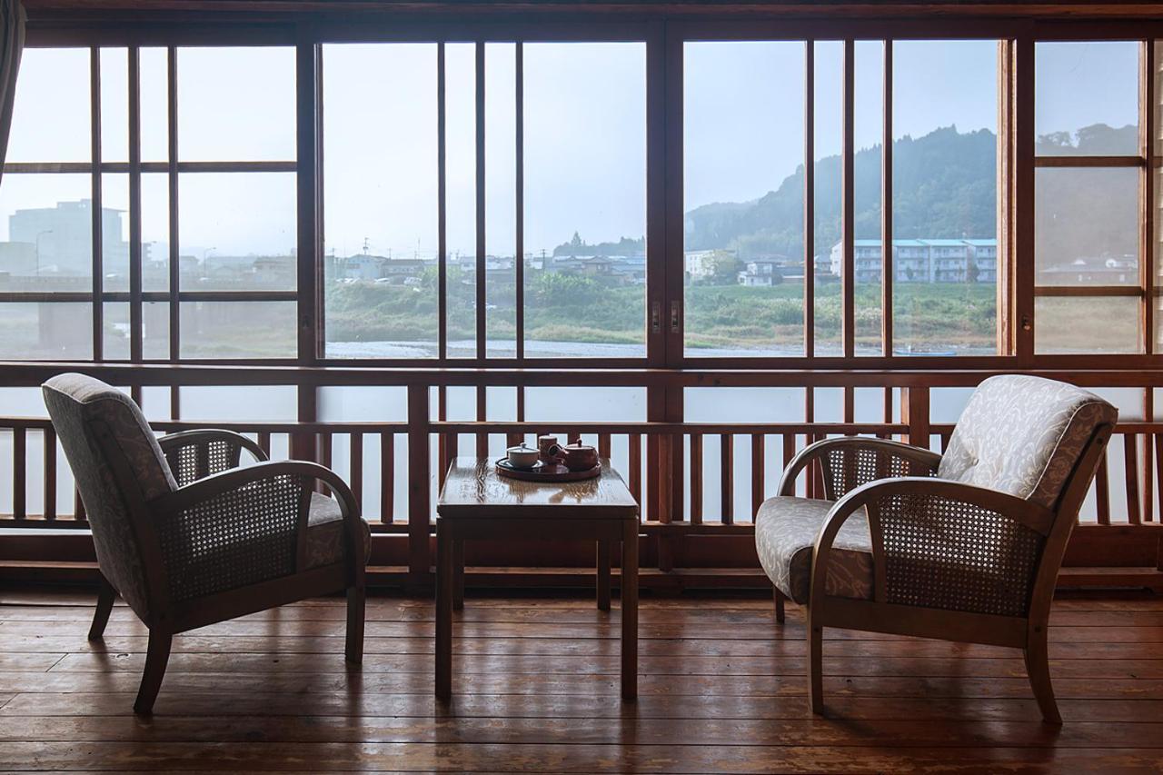 Hitoyoshi Ryokan Eksteriør billede